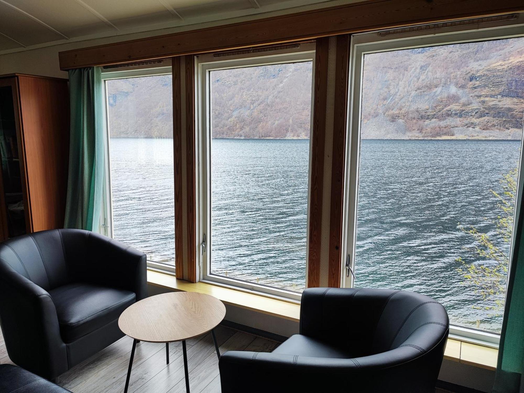 Visit Undredal Hotel Exterior photo